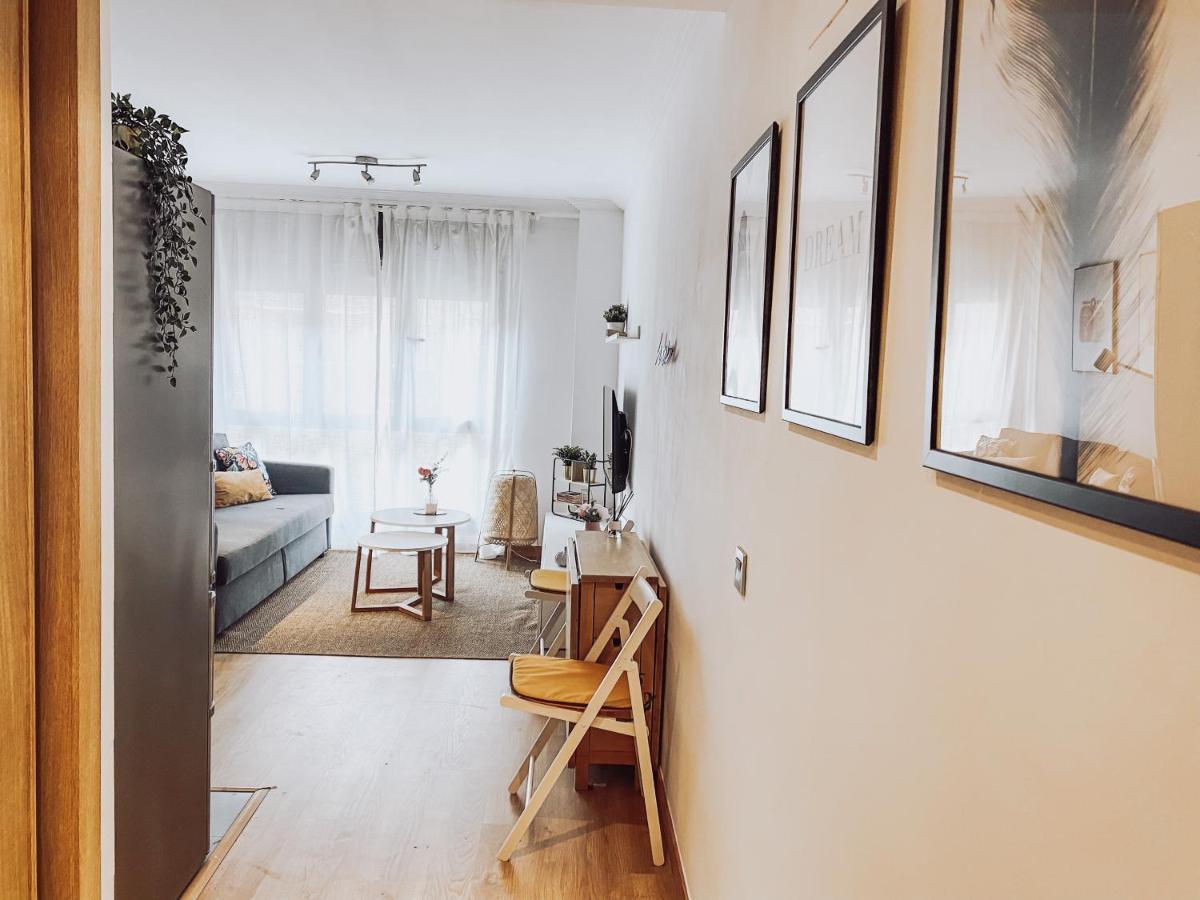 Apartment Aires De Montecerrao, Plaza De Garaje Y Wifi Gratis *